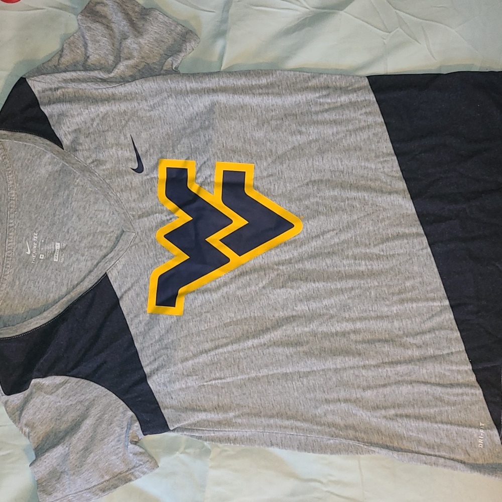 Womans West Virginia University nike t shirt
